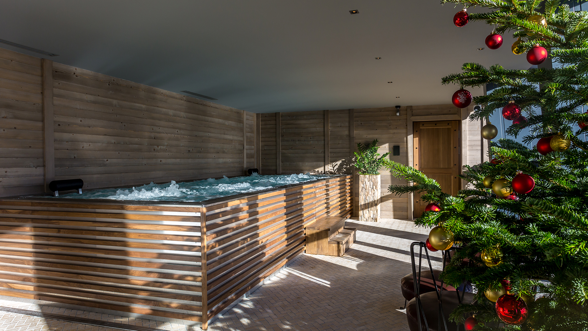 Jacuzzi